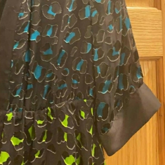 Alice+Olivia Raja V Neck Mini Shirt Dress - Picture 11 of 15